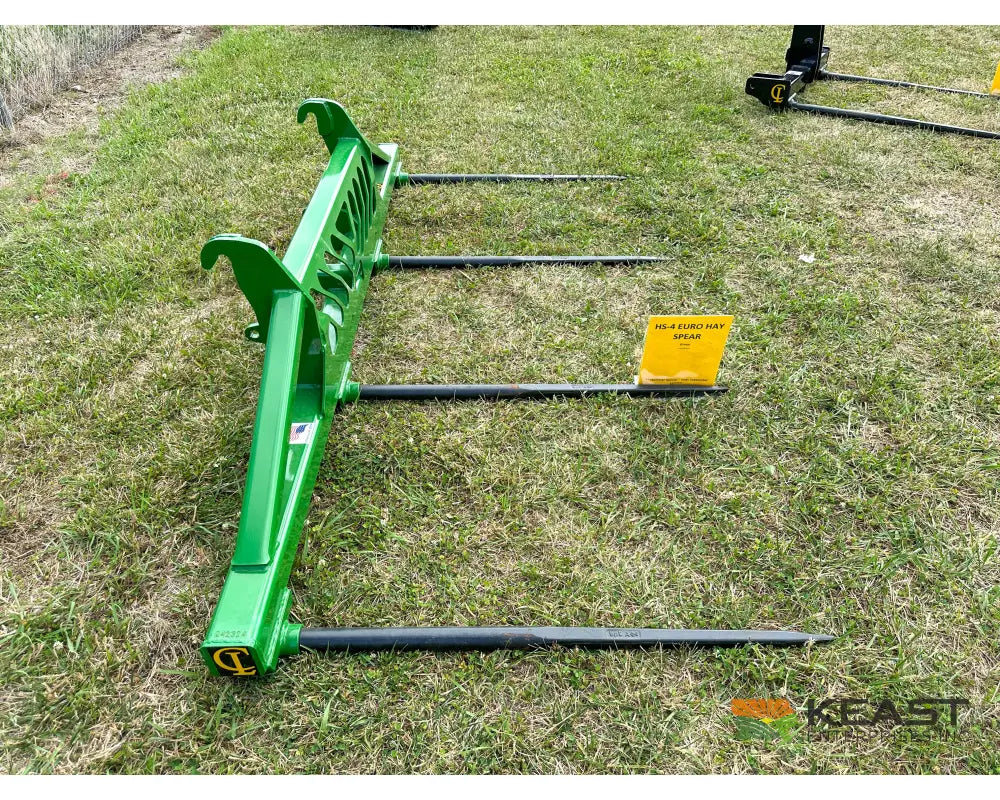 CL Fabrication EZ Bale 102’’ Four Spike Bale Spear 4x 49″ Spears 3 Point Mount Bale Spears