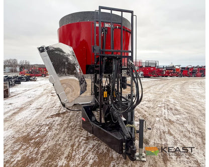 Cloverdale 1100T Feed Wagon 1100 cu ft Twin Auger 640XL Scale Feed Wagons