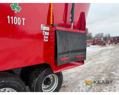 Cloverdale 1100T Feed Wagon 1100 cu ft Twin Auger 640XL Scale Feed Wagons