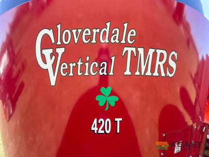 Cloverdale 420T Feed Wagon - 498 Cu Ft Capacity WeighTronix Scale Feed Wagons