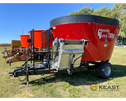 Cloverdale 420T Feed Wagon - 498 Cu Ft Capacity WeighTronix Scale Feed Wagons
