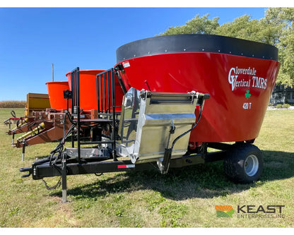 Cloverdale 420T Feed Wagon - 498 Cu Ft Capacity WeighTronix Scale Feed Wagons