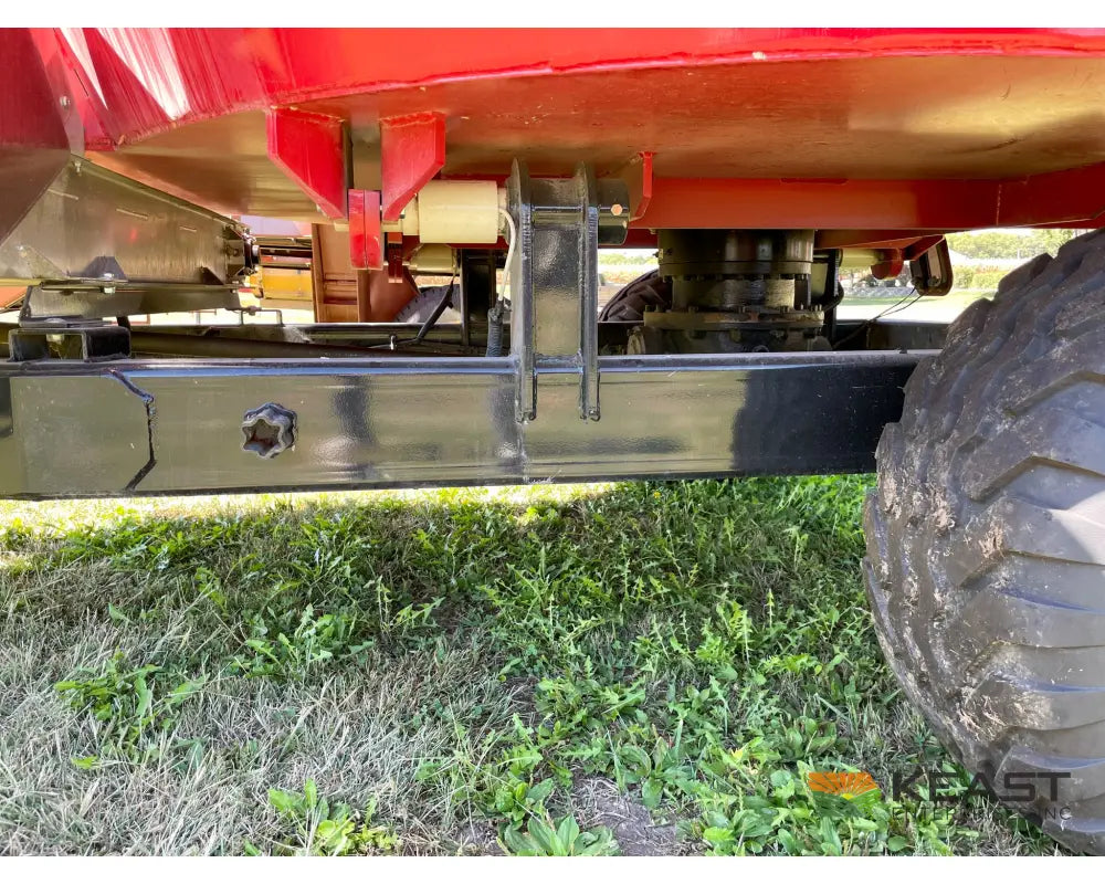 Cloverdale 420T Feed Wagon - 498 Cu Ft Capacity WeighTronix Scale Feed Wagons