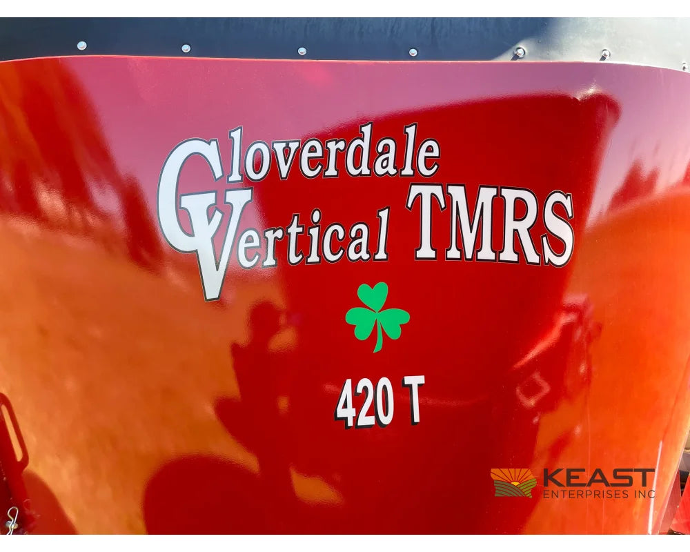 Cloverdale 420T Feed Wagon - 498 Cu Ft Capacity WeighTronix Scale Feed Wagons