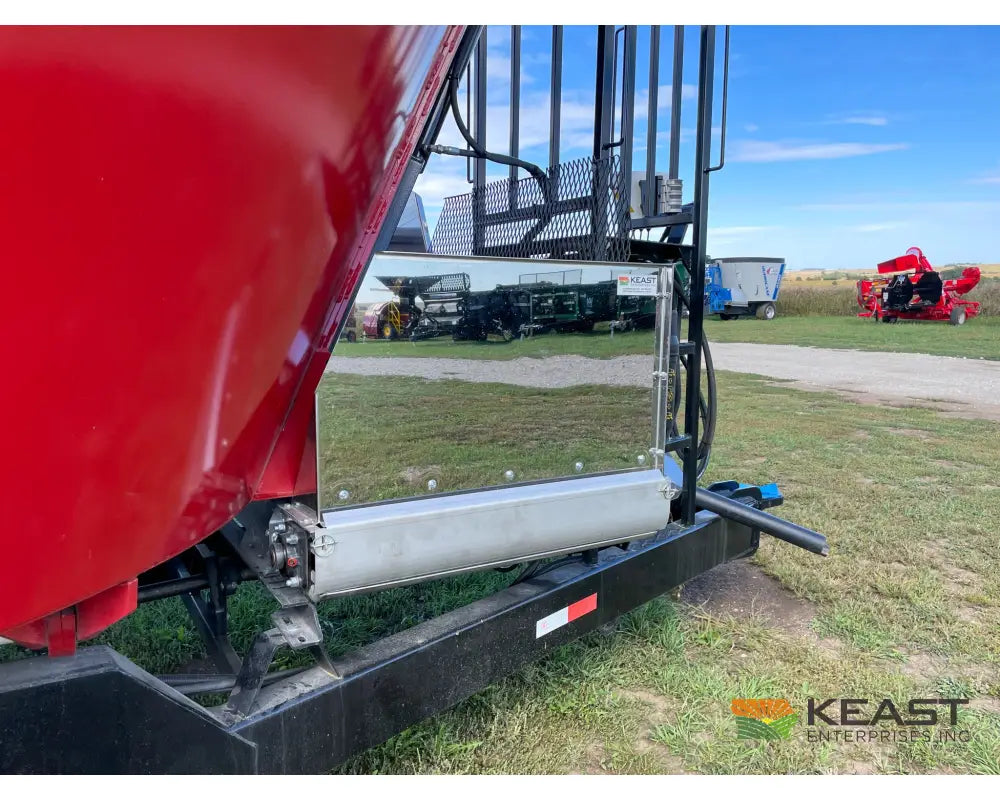 Cloverdale 500T Feed Wagon - 560 Cu Ft Capacity WeighTronix Scale Feed Wagons