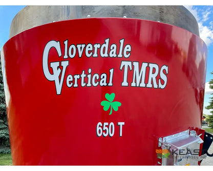 Cloverdale 650T Feed Wagon 830 Cu Ft Capacity WeighTronix Scale Feed Wagons