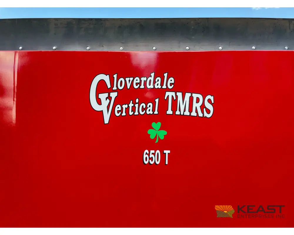 Cloverdale 650T Feed Wagon 830 Cu Ft Capacity WeighTronix Scale Feed Wagons