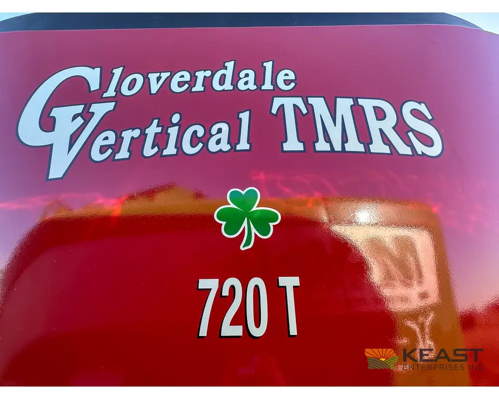 Cloverdale 720T Feed Wagon 720 cu ft Single Auger 640XL Scale Feed Wagons