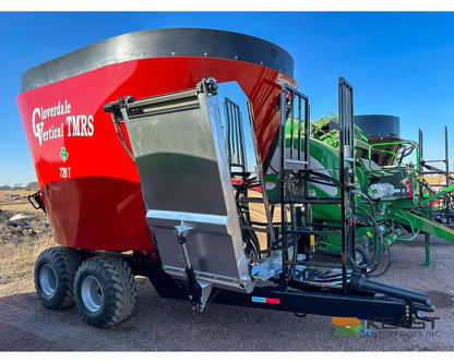 Cloverdale 720T Feed Wagon