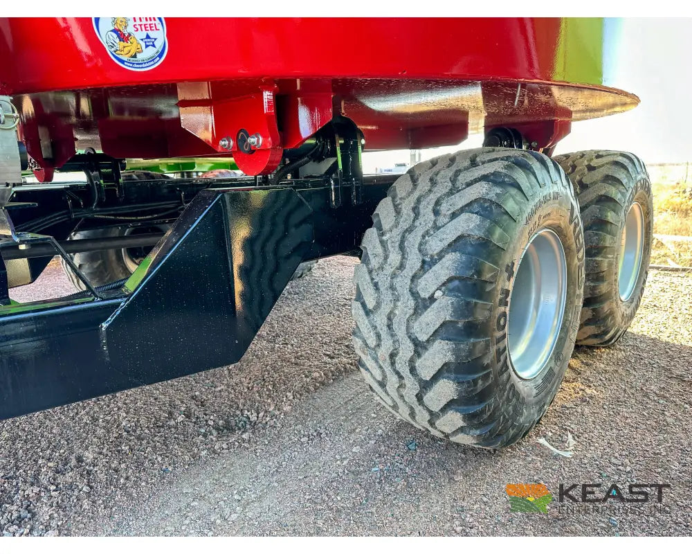 Cloverdale 720T Feed Wagon 720 cu ft Single Auger 640XL Scale Feed Wagons