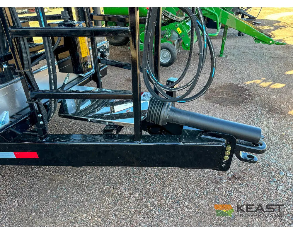 Cloverdale 720T Feed Wagon 720 cu ft Single Auger 640XL Scale Feed Wagons