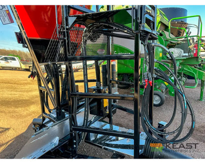Cloverdale 720T Feed Wagon 720 cu ft Single Auger 640XL Scale Feed Wagons