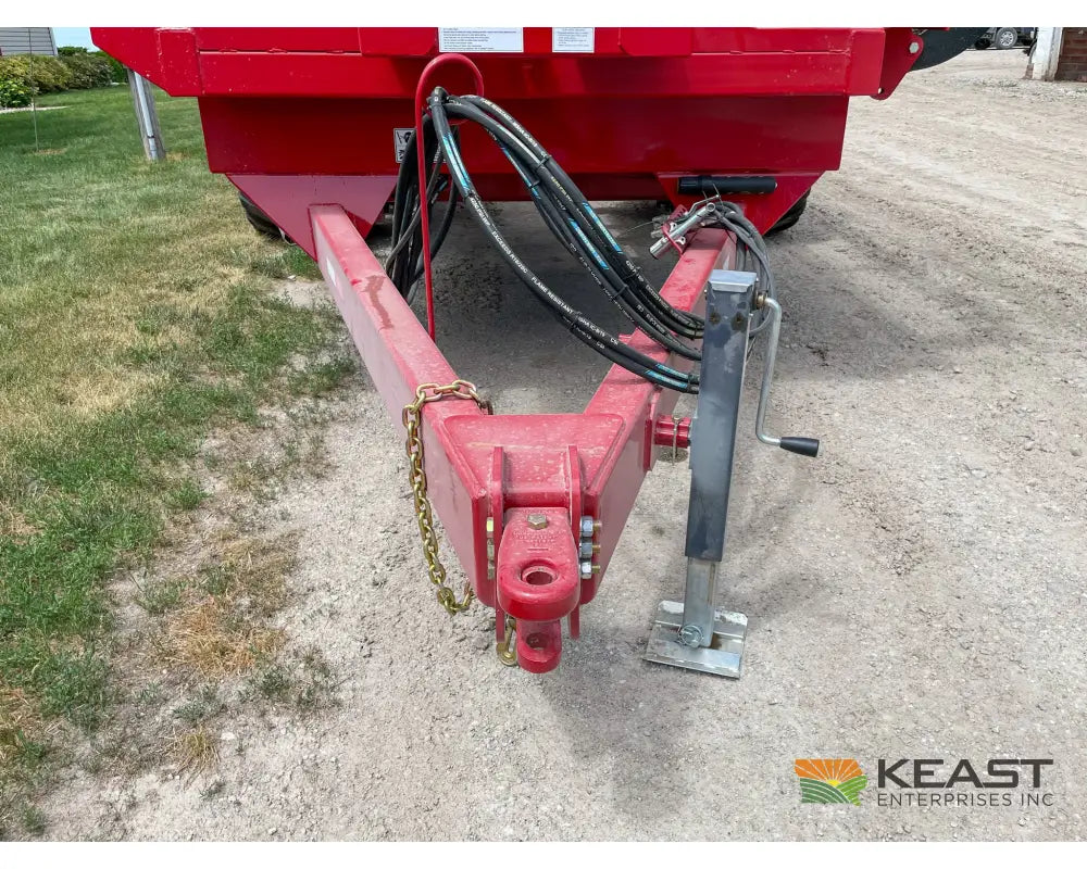 Cloverdale 8 10 Mega Bale Carrier Self Loading Arm Stainless Steel Deck Tandem Axle Bale Carriers