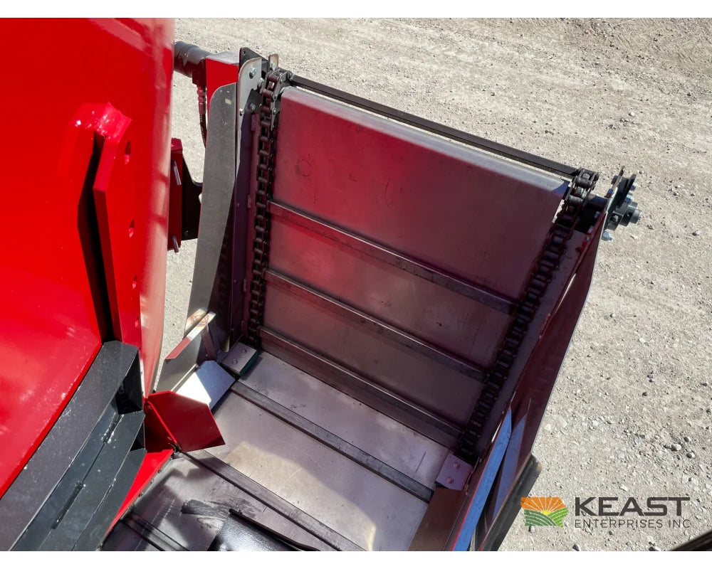Cloverdale 900T Feed Wagon 900 cu ft Twin Auger 640XL Scale Feed Wagons