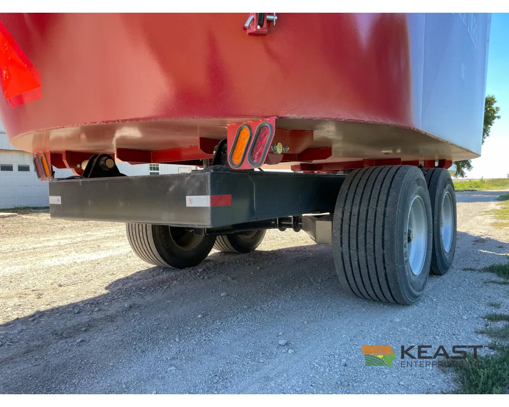 Cloverdale 900T Feed Wagon 900 cu ft Twin Auger 640XL Scale Feed Wagons