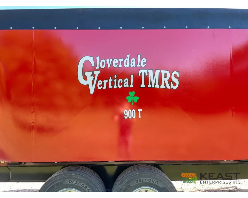Cloverdale 900T Feed Wagon 900 cu ft Twin Auger 640XL Scale Feed Wagons
