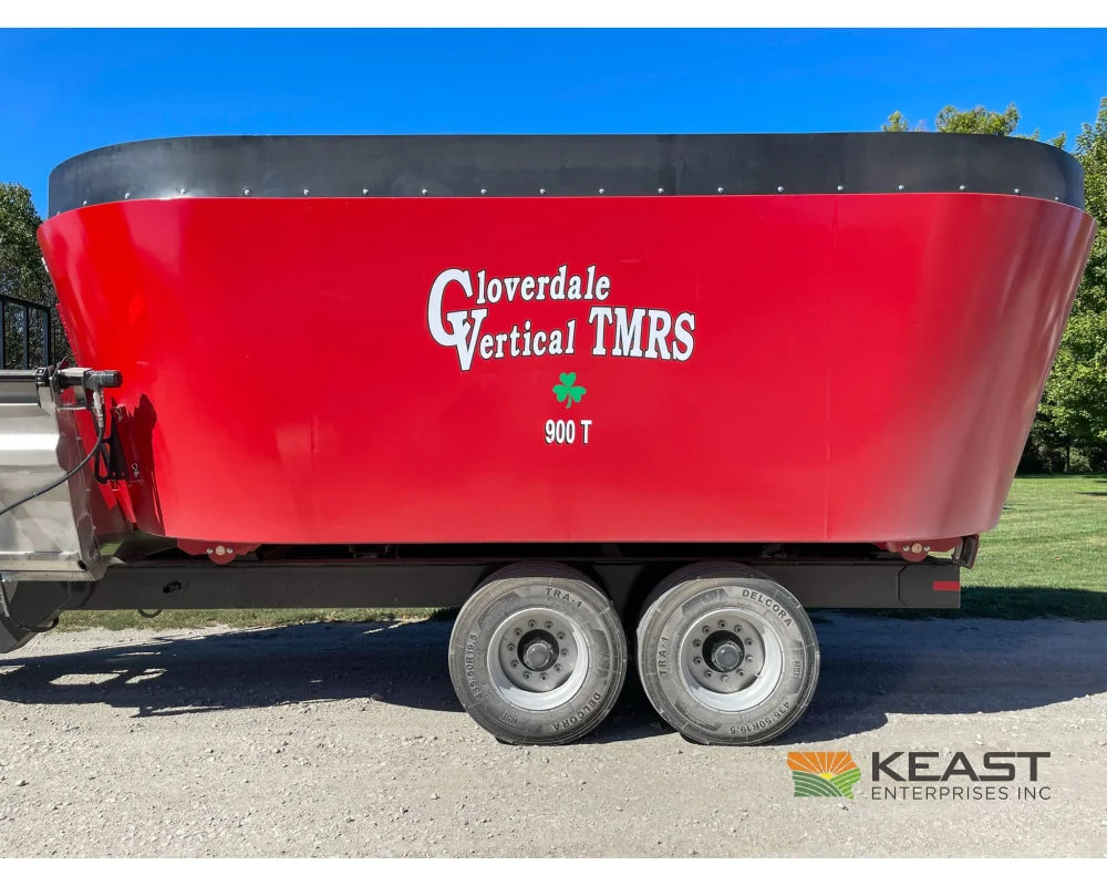 Cloverdale 900T Feed Wagon 900 cu ft Twin Auger 640XL Scale Feed Wagons