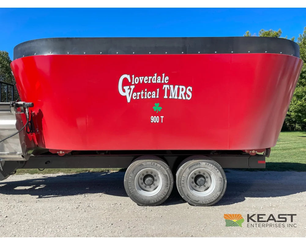 Cloverdale 900T Feed Wagon 900 cu ft Twin Auger 640XL Scale Feed Wagons