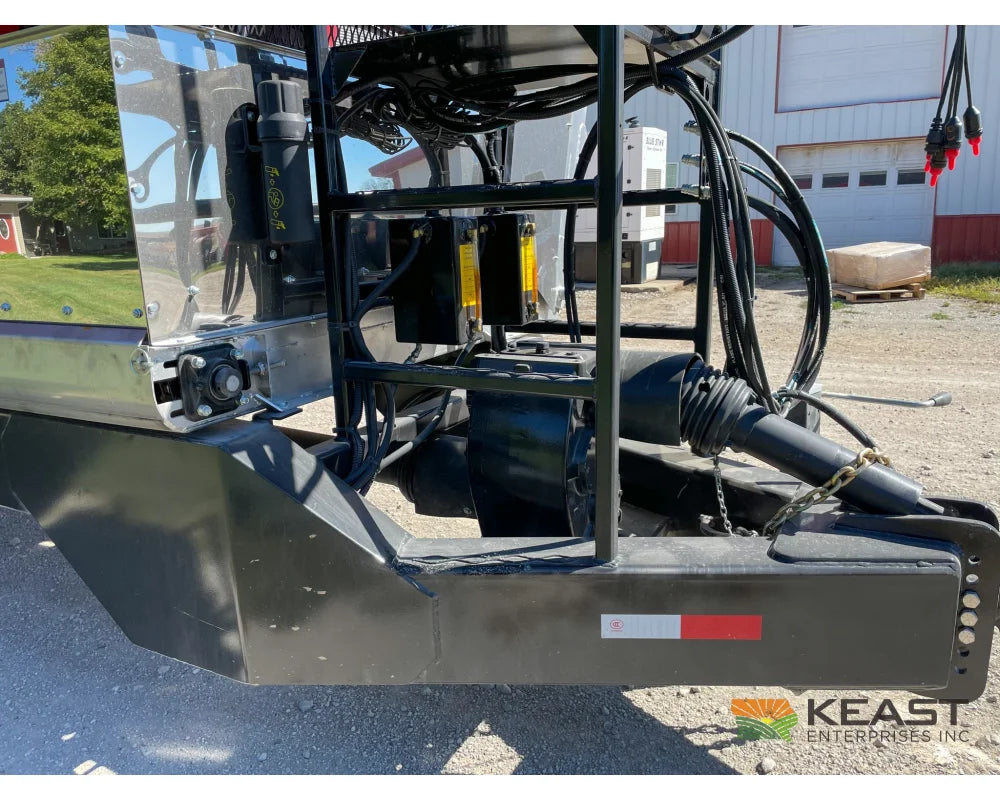 Cloverdale 900T Feed Wagon 900 cu ft Twin Auger 640XL Scale Feed Wagons