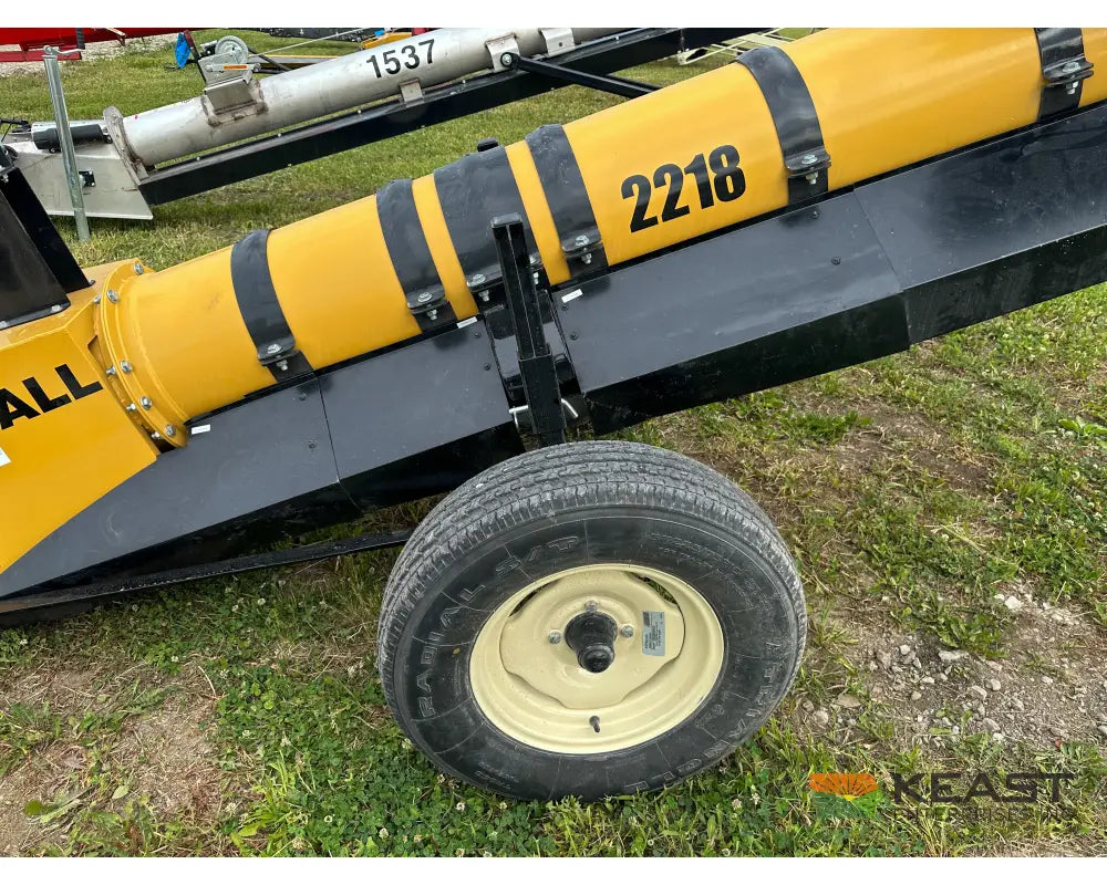Convey-All 2218 Transfer Conveyor Railcar Hopper 10 HP Single-Phase 4 5/8’’ Clearance Conveyors