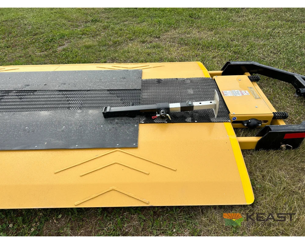 Convey-All 2228 Drive-Over Conveyor 12’ Deck 15 HP 3-Phase Electric 22’’ Belt Conveyors