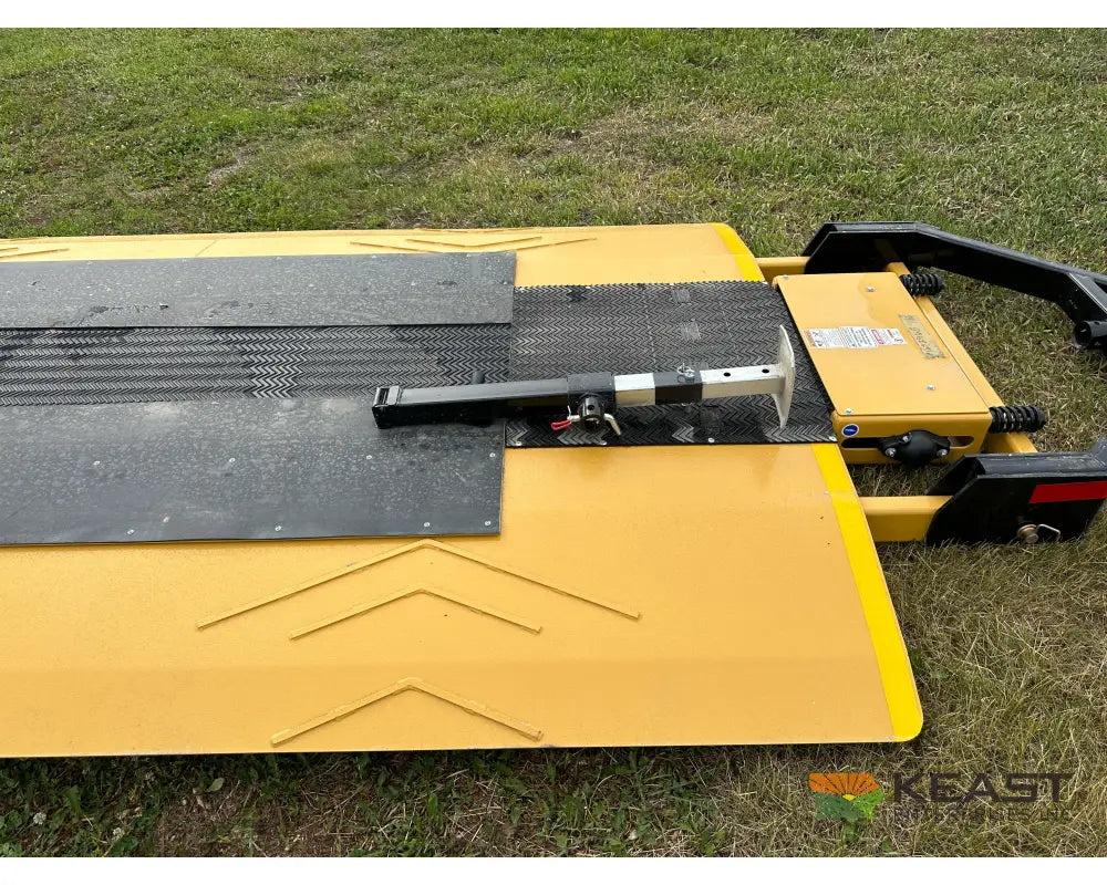 Convey-All 2228 Drive-Over Conveyor 12’ Deck 15 HP 3-Phase Electric 22’’ Belt Conveyors