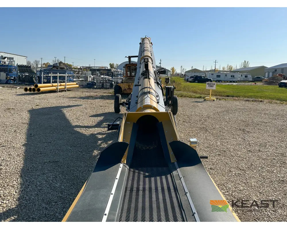 ConveyAll 2250 Railcar Unload Conveyor 4.5’’ Tall Hopper Self Propelled Up to 12,000 BPH Conveyors