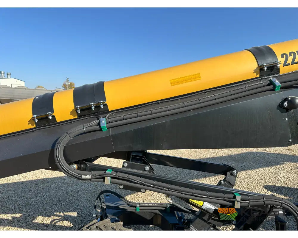 ConveyAll 2250 Railcar Unload Conveyor 4.5’’ Tall Hopper Self Propelled Up to 12,000 BPH Conveyors