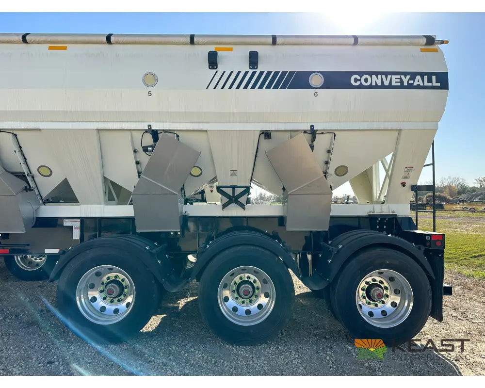 Convey-All CSC1545 Seed Tender Trailer 1,525 Cu Ft 6 Compartments Electric Gates Conveyors