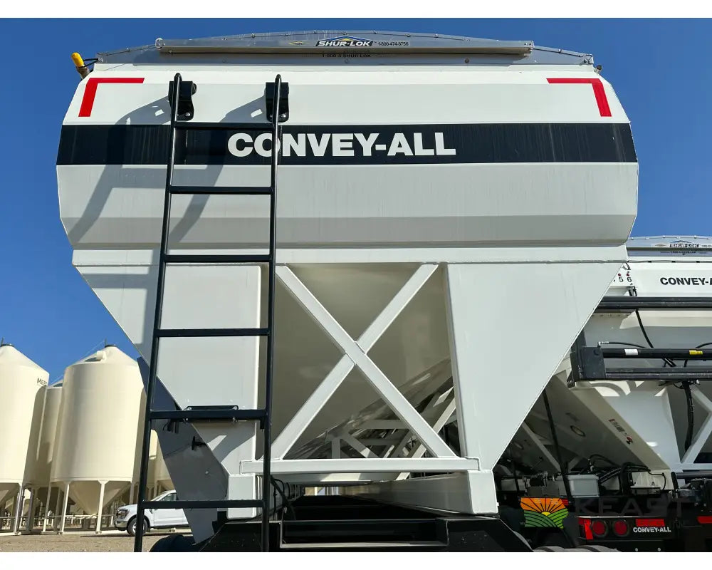 Convey-All CSC1545 Seed Tender Trailer 1,525 Cu Ft 6 Compartments Electric Gates Conveyors