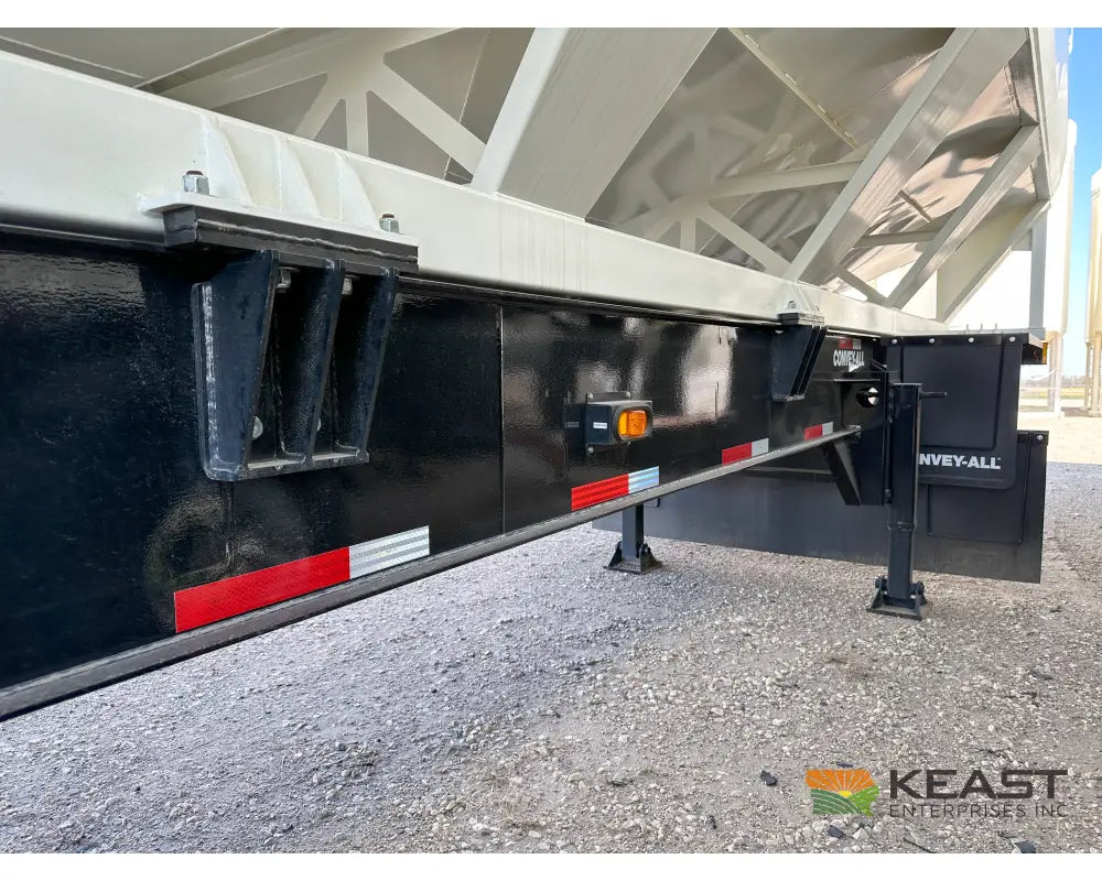 Convey-All CSC1545 Seed Tender Trailer 1,525 Cu Ft 6 Compartments Electric Gates Conveyors