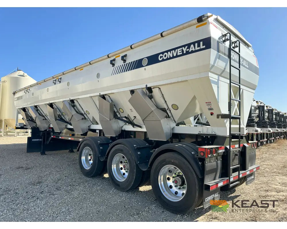 Convey-All CSC1545 Seed Tender Trailer 1,525 Cu Ft 6 Compartments Electric Gates Conveyors