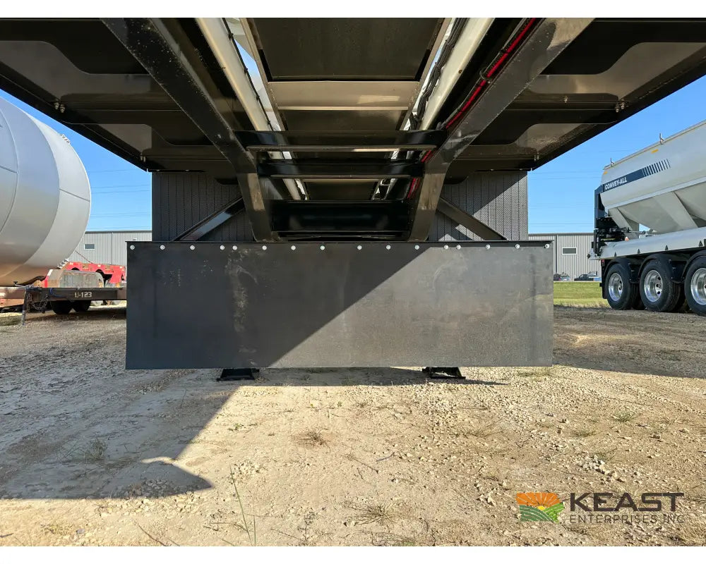 Convey-All CST1550 Seed Tender Trailer 1,550 cu ft 6 Compartments 50 HP Diesel Conveyors