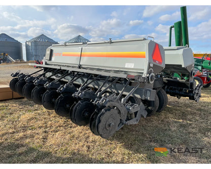 Crustbuster 4025 All Plant 25’ Drill 10’’ Spacing Mechanical Drive Drills and Seeders