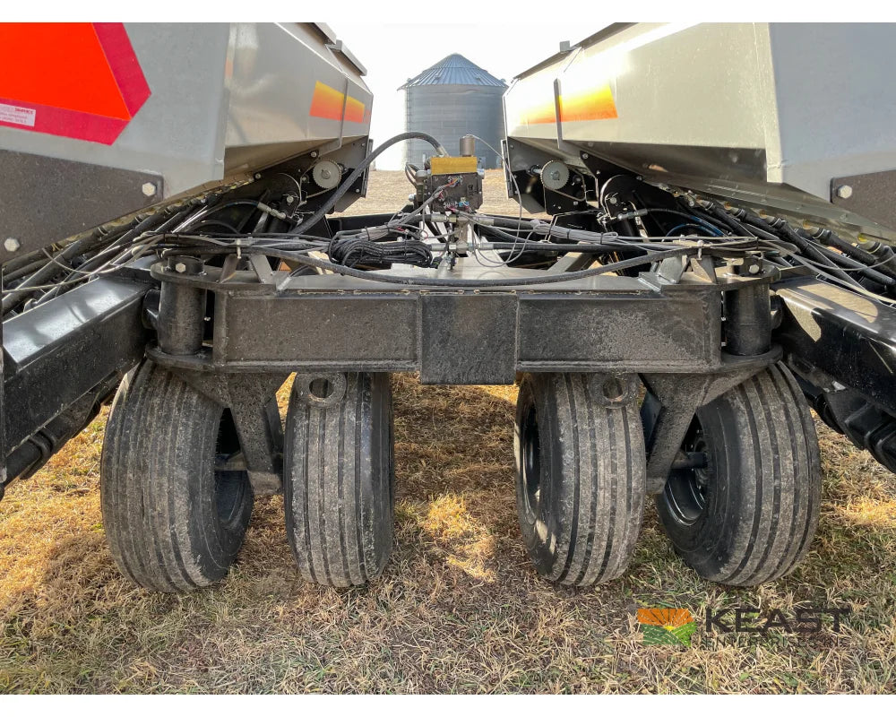 Crustbuster 4025 All Plant 25’ Drill 10’’ Spacing Mechanical Drive Drills and Seeders