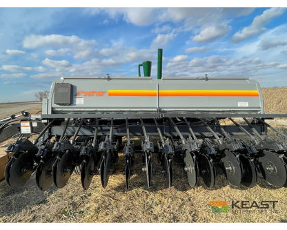 Crustbuster 4025 All Plant 25’ Drill 10’’ Spacing Mechanical Drive Drills and Seeders