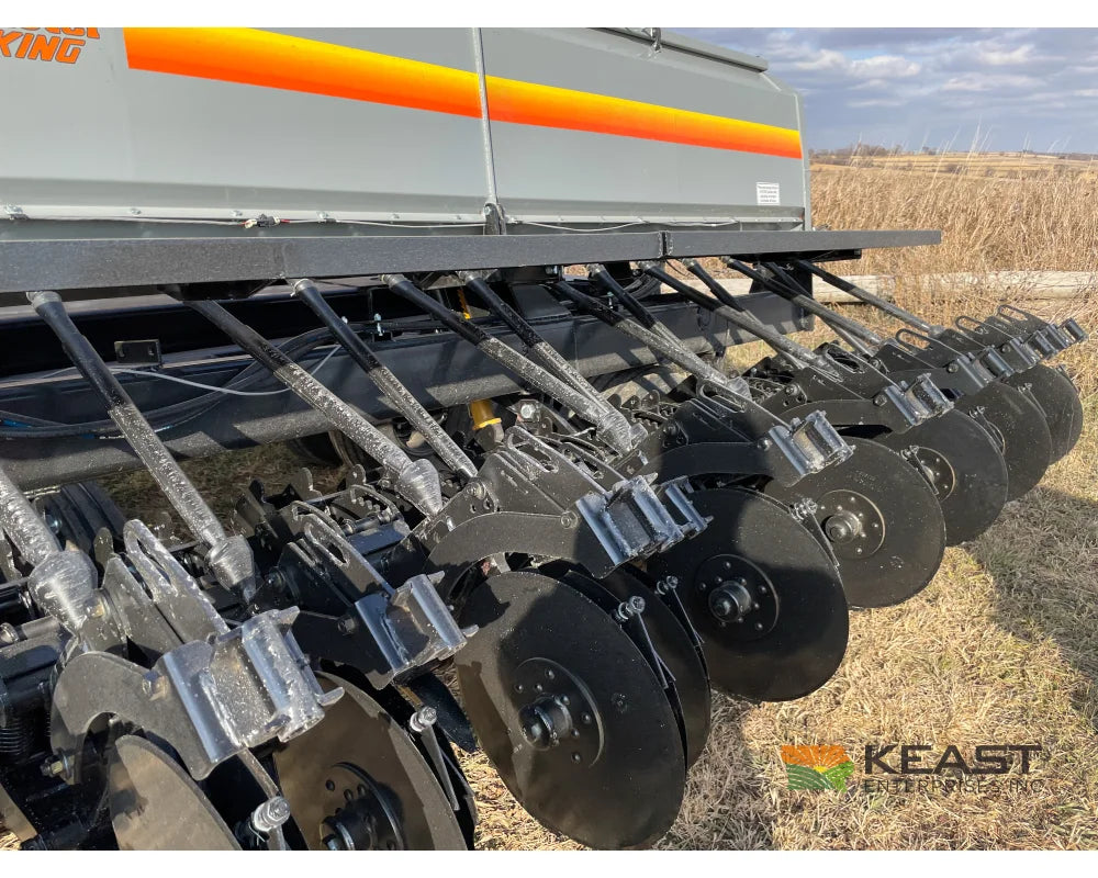 Crustbuster 4025 All Plant 25’ Drill 10’’ Spacing Mechanical Drive Drills and Seeders
