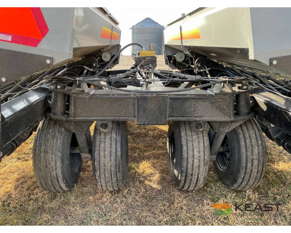 Crustbuster 4025 All Plant 25’ Drill 10’’ Spacing Mechanical Drive Drills and Seeders