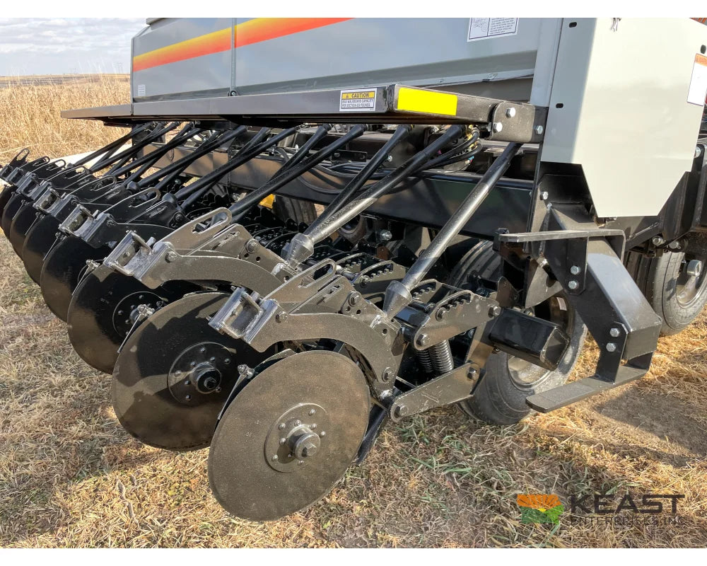 Crustbuster 4025 All Plant 25’ Drill 10’’ Spacing Mechanical Drive Drills and Seeders