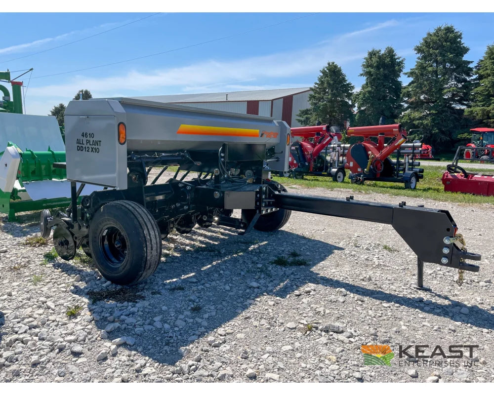 Crustbuster 4610 All Plant 10’ Drill 10’’ Spacing Mechanical Drive Drills and Seeders