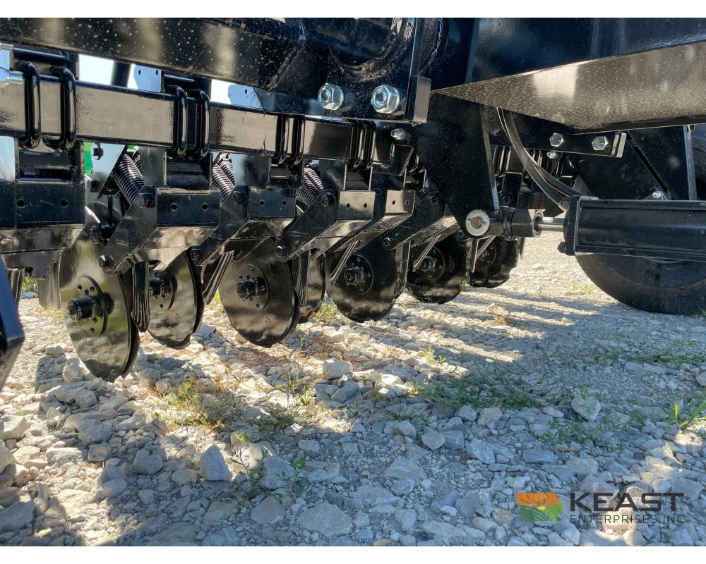 Crustbuster 4610 All Plant 10’ Drill 10’’ Spacing Mechanical Drive Drills and Seeders