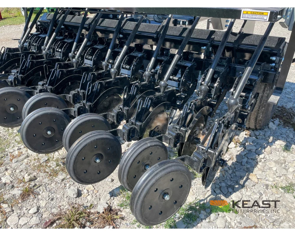 Crustbuster 4610 All Plant 10’ Drill 10’’ Spacing Mechanical Drive Drills and Seeders