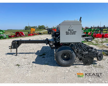 Crustbuster 4610 All Plant 10’ Drill 10’’ Spacing Mechanical Drive Drills and Seeders