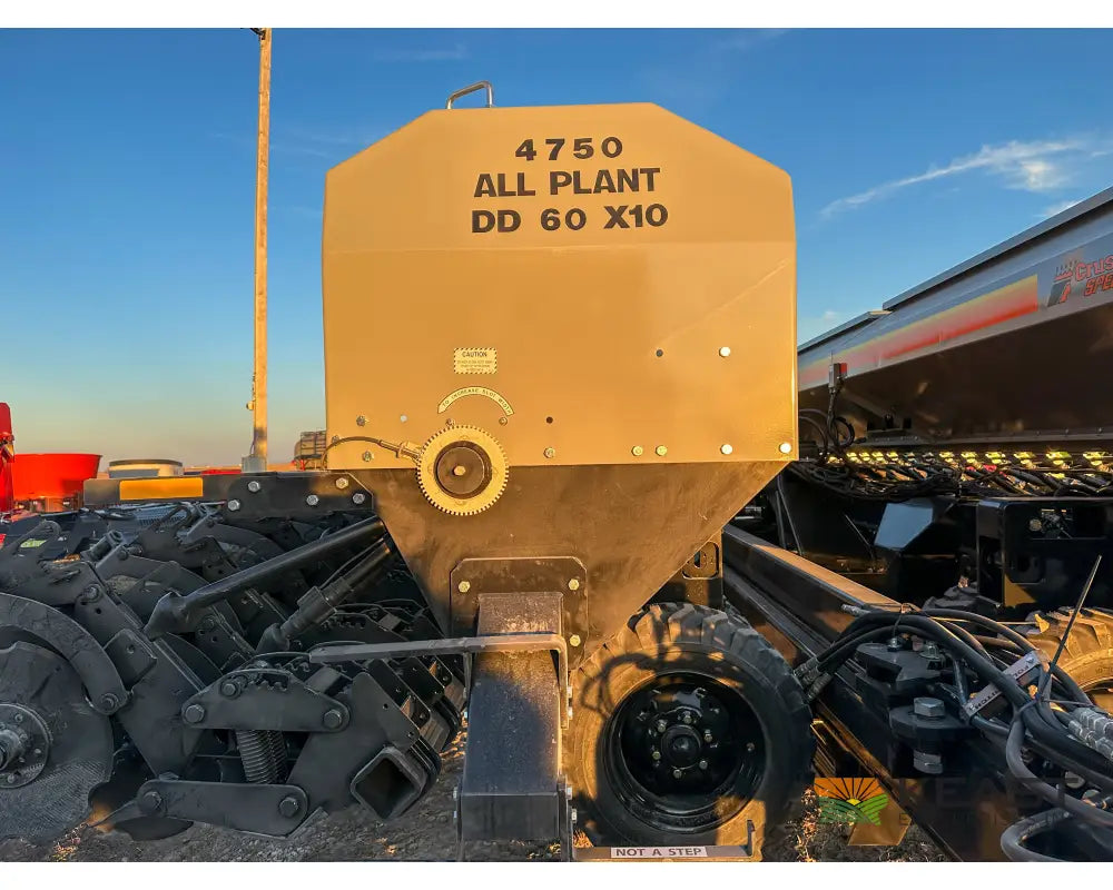 CrustBuster 4750 All Plant 50’ Drill 10’’ Spacing Mechanical Drive Drills and Seeders