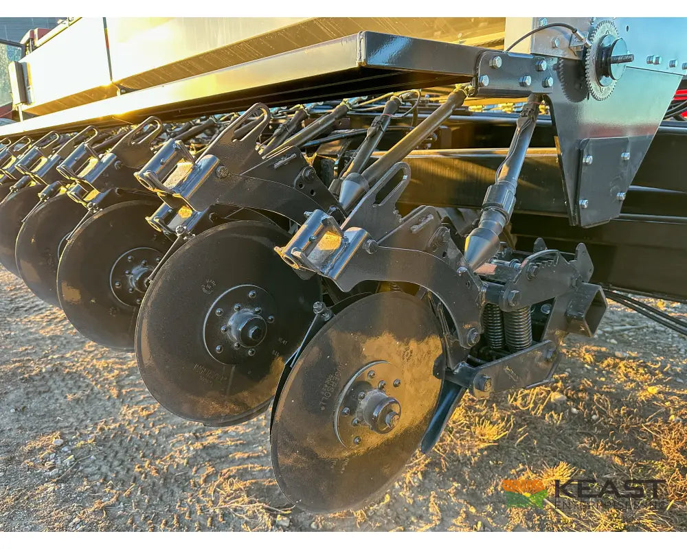 CrustBuster 4750 All Plant 50’ Drill 10’’ Spacing Mechanical Drive Drills and Seeders