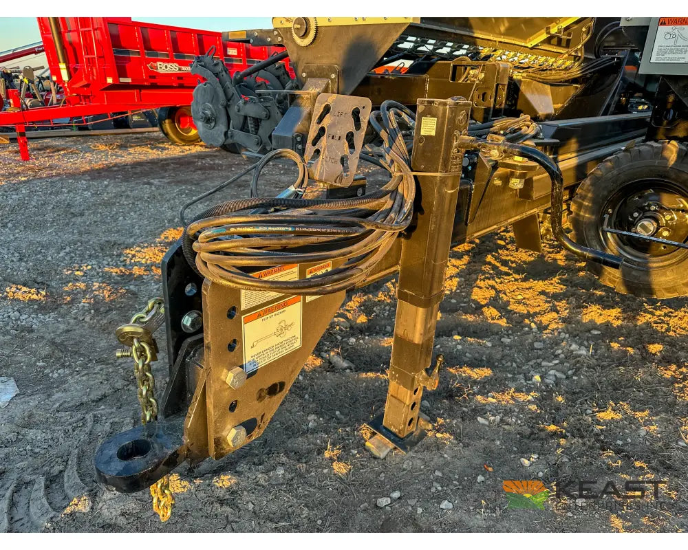 CrustBuster 4750 All Plant 50’ Drill 10’’ Spacing Mechanical Drive Drills and Seeders