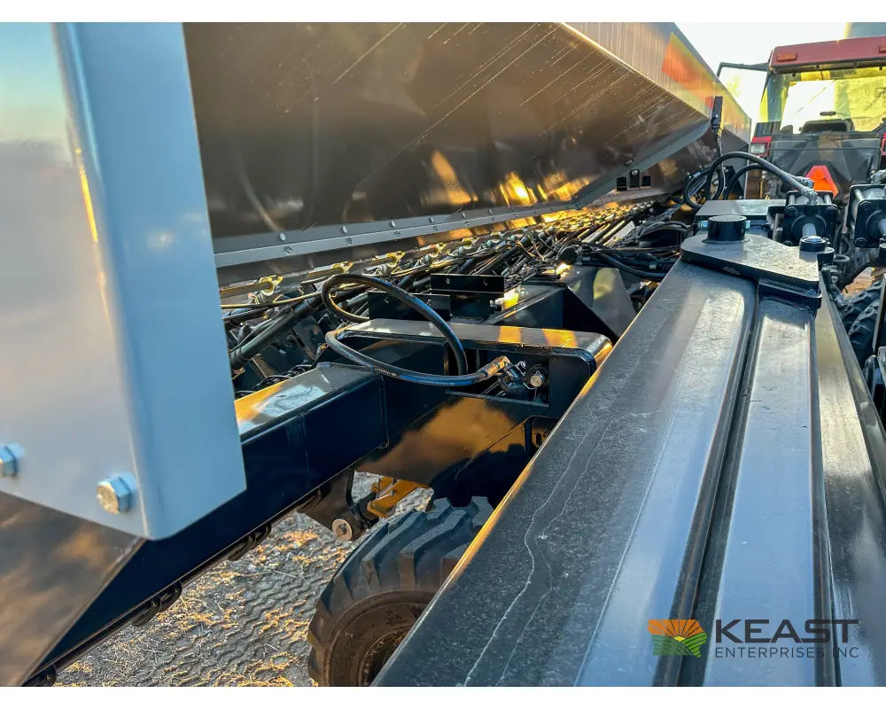 CrustBuster 4750 All Plant 50’ Drill 10’’ Spacing Mechanical Drive Drills and Seeders