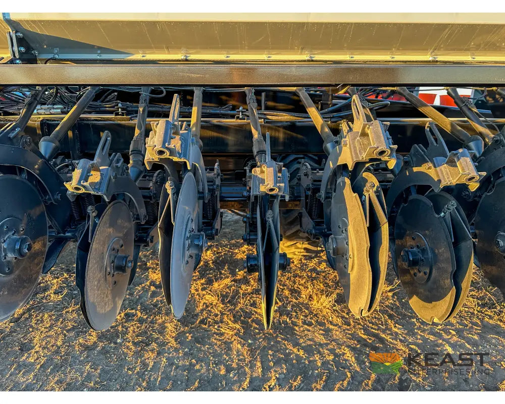 CrustBuster 4750 All Plant 50’ Drill 10’’ Spacing Mechanical Drive Drills and Seeders