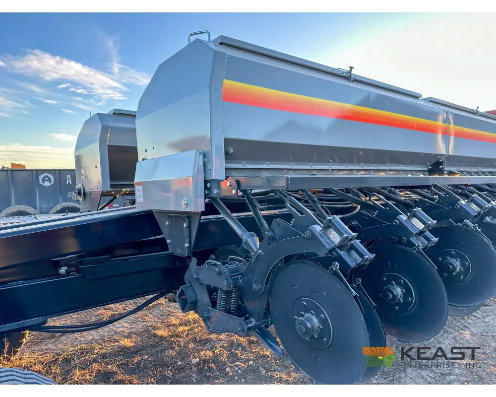 CrustBuster 4750 All Plant 50’ Drill 10’’ Spacing Mechanical Drive Drills and Seeders