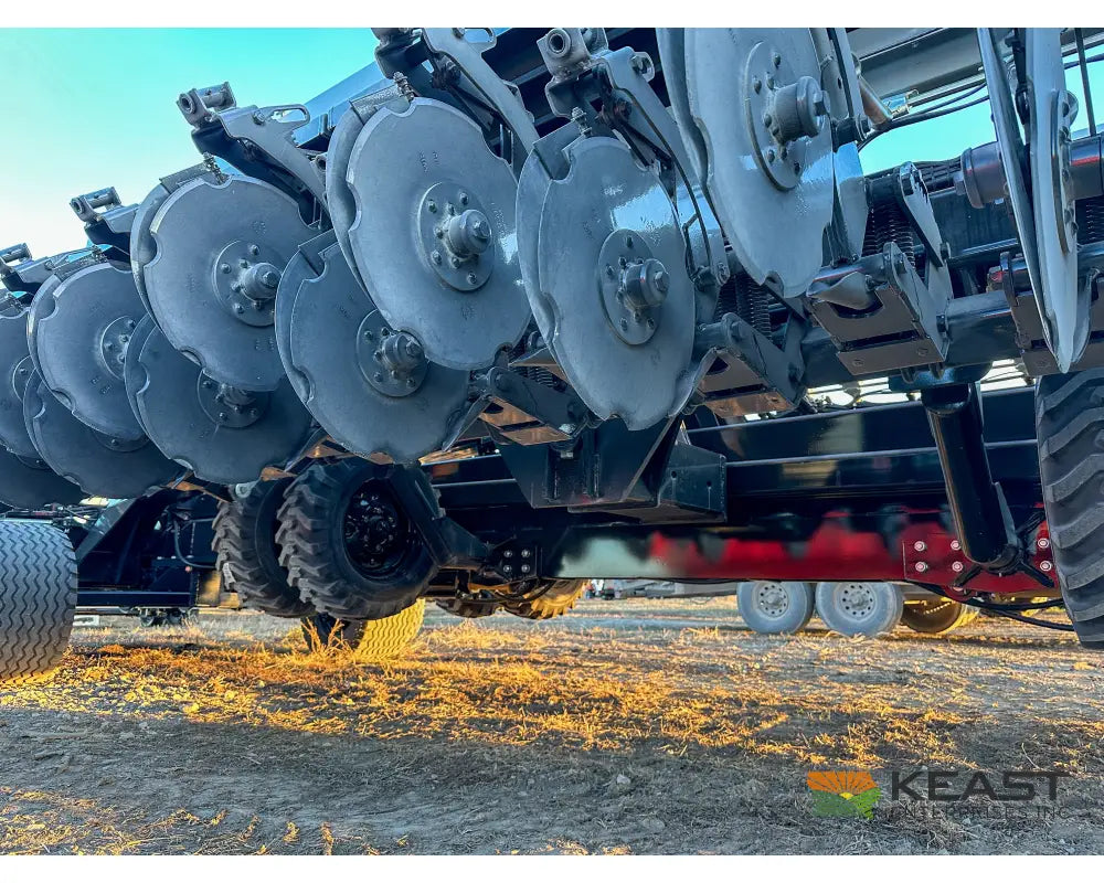 CrustBuster 4750 All Plant 50’ Drill 10’’ Spacing Mechanical Drive Drills and Seeders